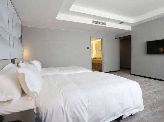 Xingming Lake Jinyan Hotel Room Type - Business Standard Room