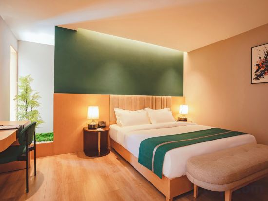 Coffizz Hotel Beijing - Tap to explore photos
