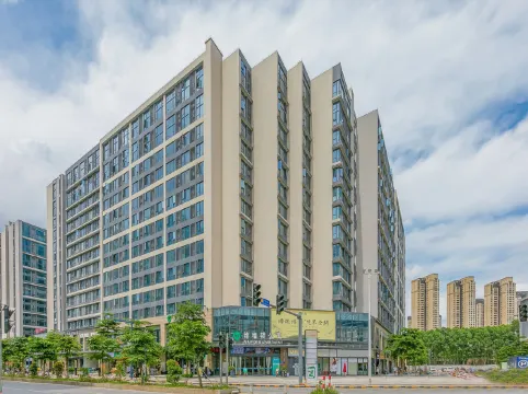 Waifiden Apartment (Guangzhou Changlong Wanbo Subway Station)