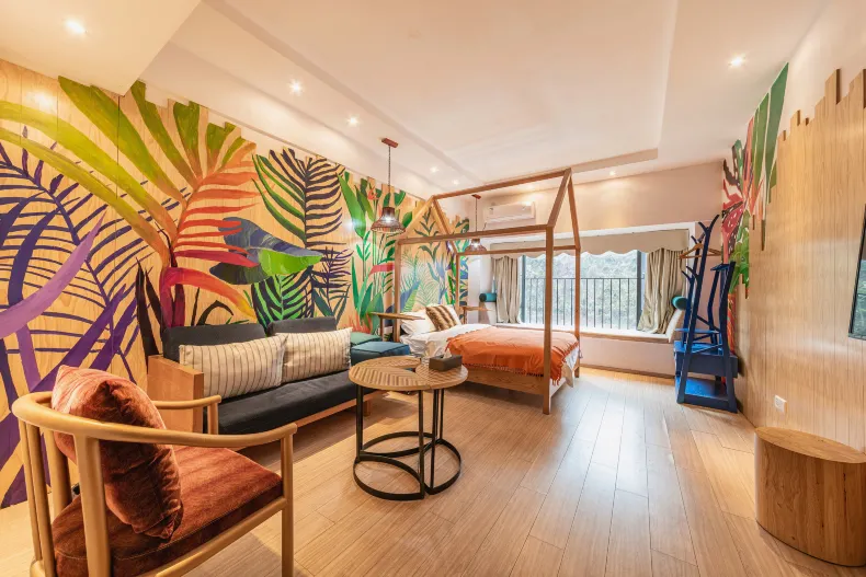 Roomme Huanju Apartment (Guangzhou East Railway Station Yantang Subway Station)