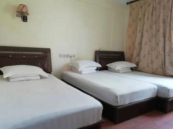 Others 5, Xinming Hostel, Shanghai