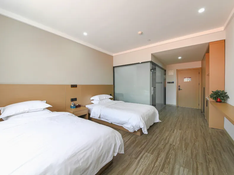 Shanghai Huayi Hotel