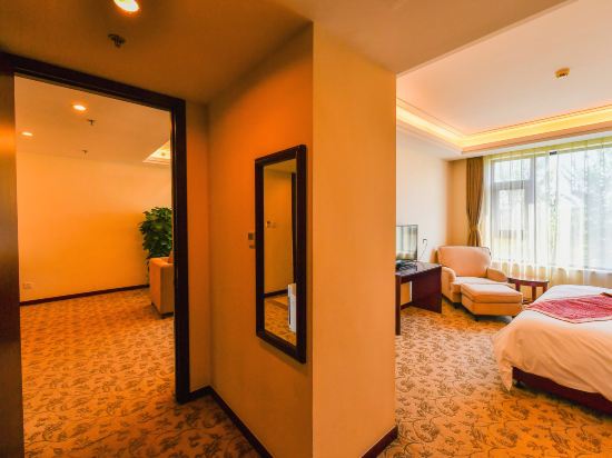 Songhe Jianguo Hotel (Training Center) Room Type - Standard Suite