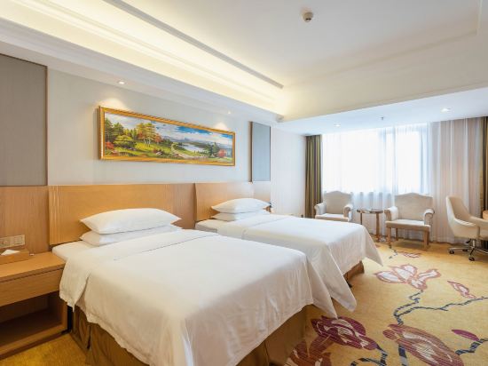 Vienna Hotel Guangzhou Baiyun Airport Huadu Avenue - Tap to explore photos