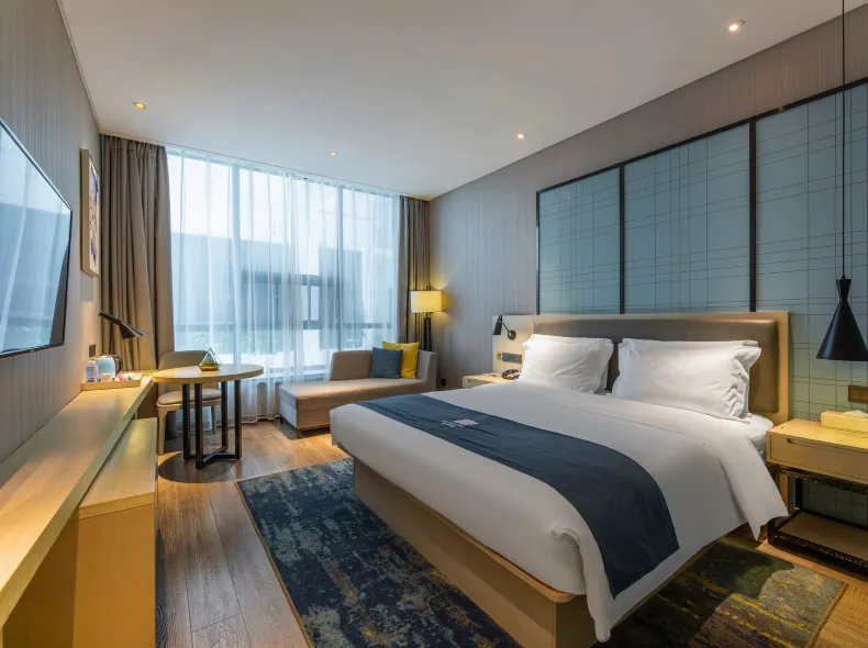 Echarm Hotel (Wuhan Jianghan Road Pedestrian Street)