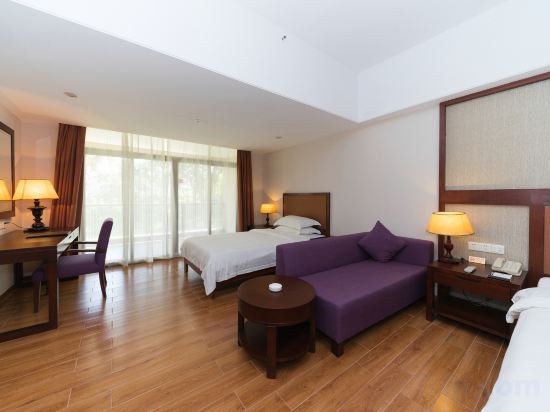 Guangzhou Dagang Garden Hotel Room Type - Business Room2