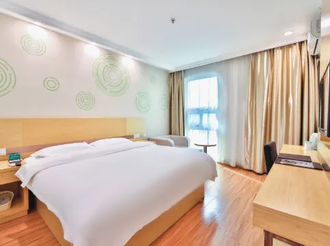 GreenTree Alliance Hotel (Beijing Daxing District Yizhuang Jiugong Subway Station)