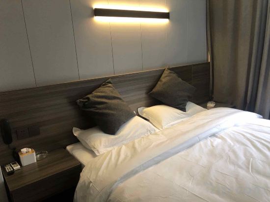 Others 5, Baoyi Business Hotel, Ningbo
