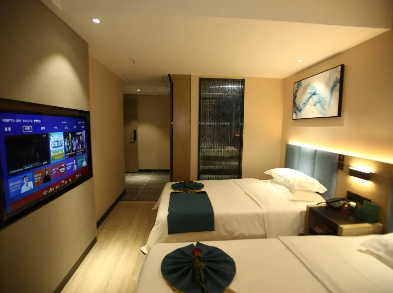 SET Premium Hotel (Olympic Sports Center)