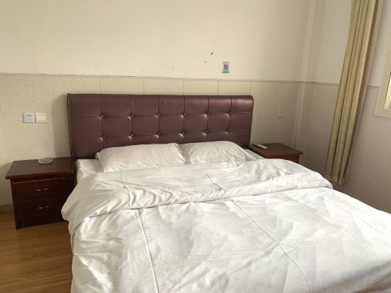 Others 5, Xinhu Hostel, Shanghai