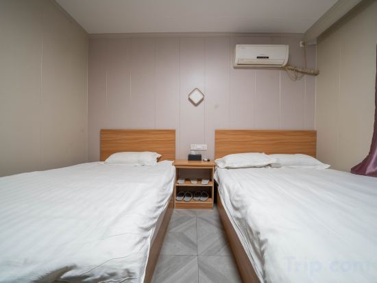 Others 2, Jinwei Hostel, Shanghai