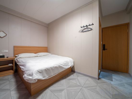 Others 5, Jinwei Hostel, Shanghai
