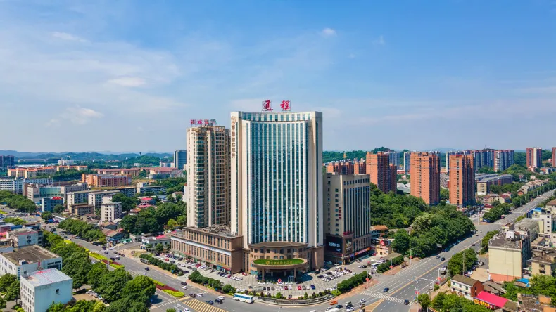 Yiyang Dolton International Grand Hotel