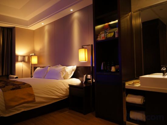 Baolong Homelike Hotel (Shanghai Changxing) Room Type - Superior Double Room