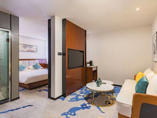 Galaxy Manor Hotel