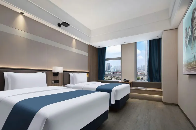 Luyuan Hotel (Chaoyang Subway Outlet of Changsha Railway Station)