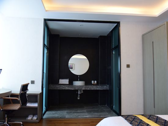 Shanyehong Hotel Room Type - Light Luxury 2-bed Room