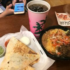 Cuatro Restaurant User Photo