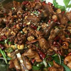 六月雪特色干锅(三台店) User Photo