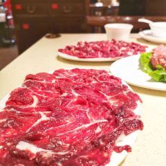八合里牛肉火锅(扬名店) User Photo