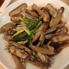 XIAO YAN JING DA PAI DANG User Photo