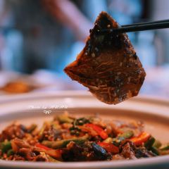 Lin Jiang Yan User Photo
