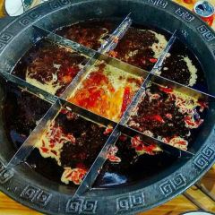 重庆小洞天九宫格火锅(学院路店) User Photo