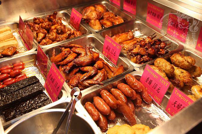 Huaxi Street Night Market