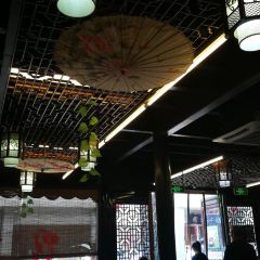 丁莲芳(衣裳街总店) User Photo
