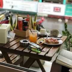 Sidewalk Café User Photo
