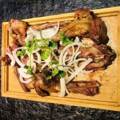 YANG WA ZI NANG KENG ROU SHAO KAO BA LUN TAI DIAN User Photo
