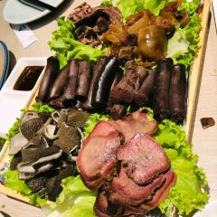 乌兰布统龙腾山庄餐厅 User Photo