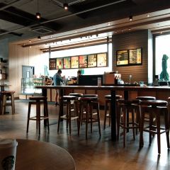 星巴克(南通凤凰文化广场店) User Photo