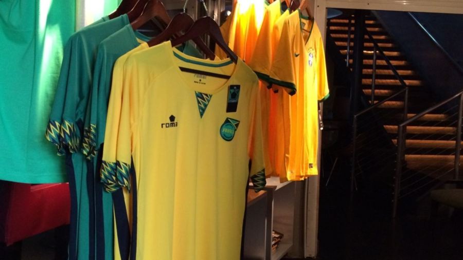 Usain Bolt's Tracks & Records