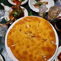 奔跑的肉饼子特色餐饮(锦福小区店) User Photo