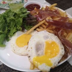 HuaTà 花榻·花忆西葡餐厅(南丰城店) User Photo