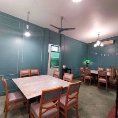 One Chun Cafe & Restaurant User Photo