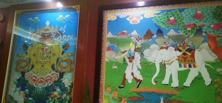 巴赞林藏餐宫
