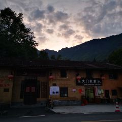 南惹柴火饭(南惹店) User Photo