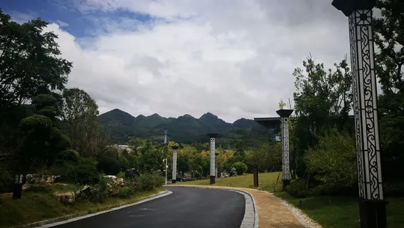 qiu mu fei xing ying yuan