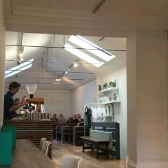 Colonna & Small's 여행 사진