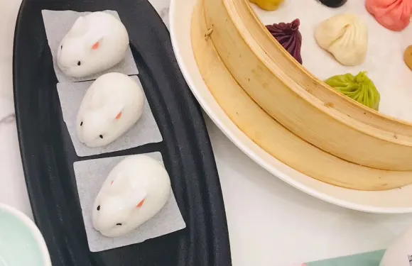 哈莉歐經典麵包咖啡