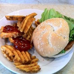 Street Burger Kauai ảnh của người dùng