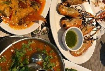 Somboon (Siam Square One) User Photo