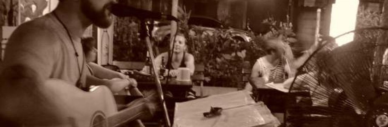 Gary's Irish Bar - The Rising Sun