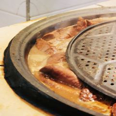 MENKUANGHUTONGBAINIANLUZHU User Photo