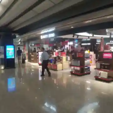 hong kong duty free cigarettes price list pdf Duty Zero by CDF off to strong start in Hong Kong International airport hong kong duty free cigarettes price list pdf Duty Zero by CDF off to strong start in Hong Kong International airport