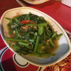 Jok Pochana User Photo