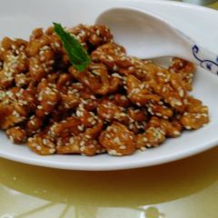 ZHUO YUE XUAN User Photo
