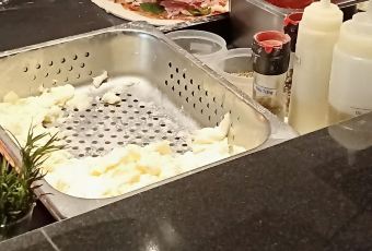 Pizza 4P's Hoang Van Thu User Photo